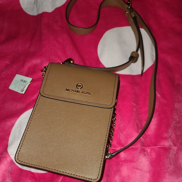 Michael Kors Crossbody - Picture 3 of 13